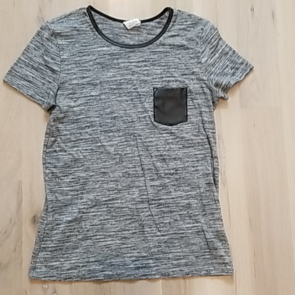 VS t-shirt